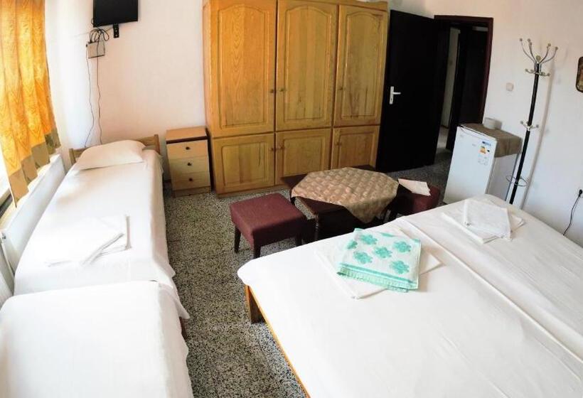 ペンション Atanasovi House