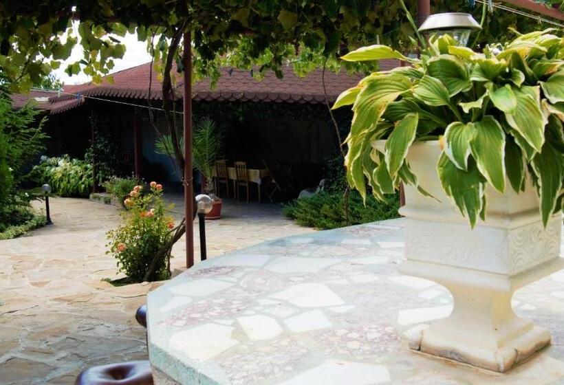 ペンション Atanasovi House