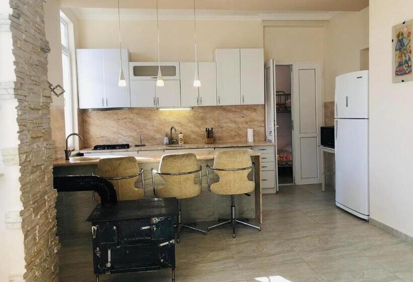 پانسیون Bis A Guesthouse