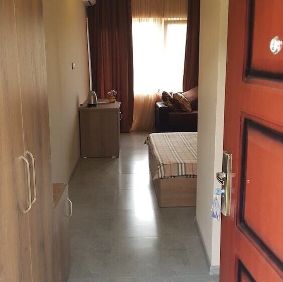 پانسیون Aparthotel Costa