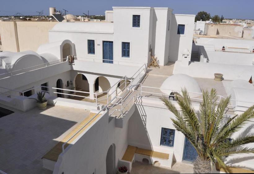 بنسيون Dar Ennour Djerbahood Erriadh