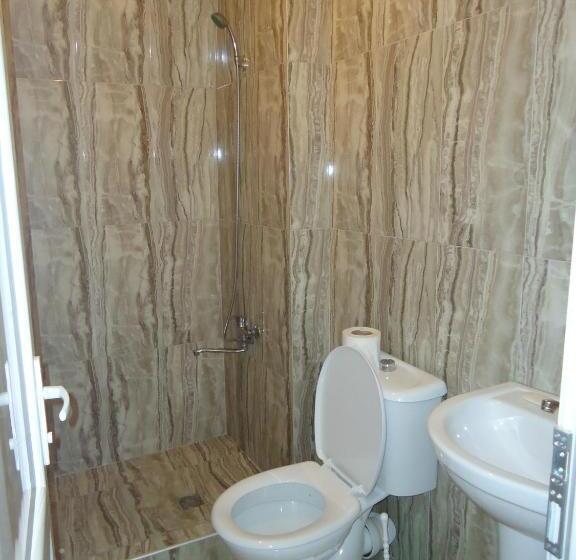 پانسیون Gios Guest House