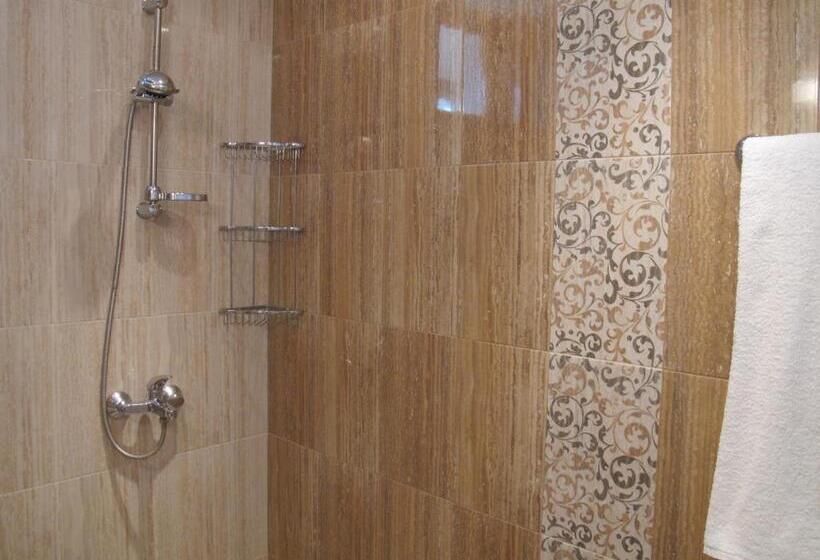 بنسيون Guest House & Bistro Lefterova