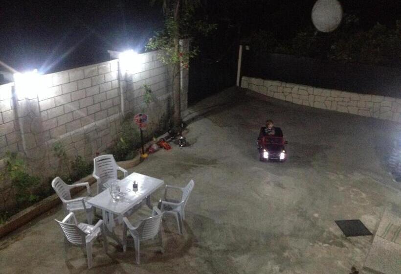 پانسیون Guest House Maxim