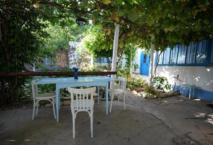 ペンション La Lipoveni