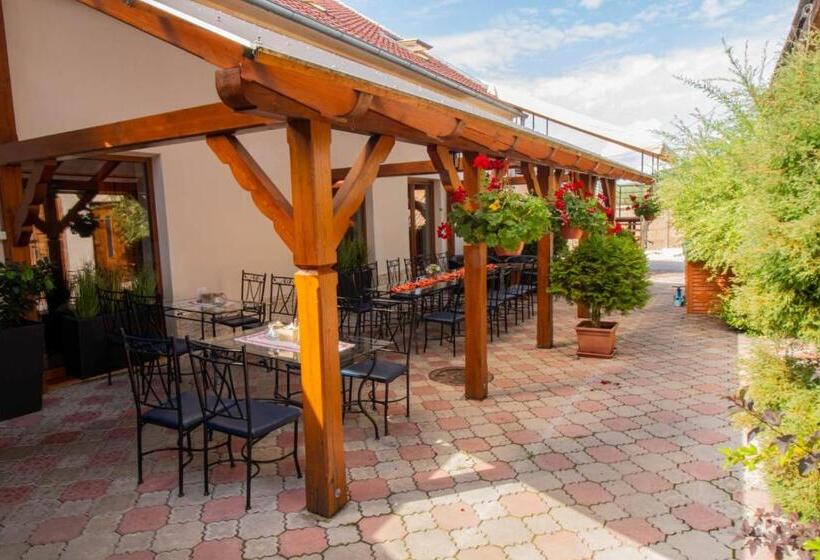 ペンション Penzión Contesa