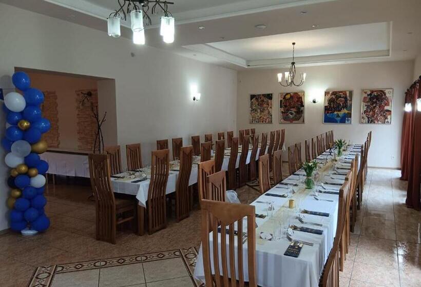 ペンション Penzión Contesa