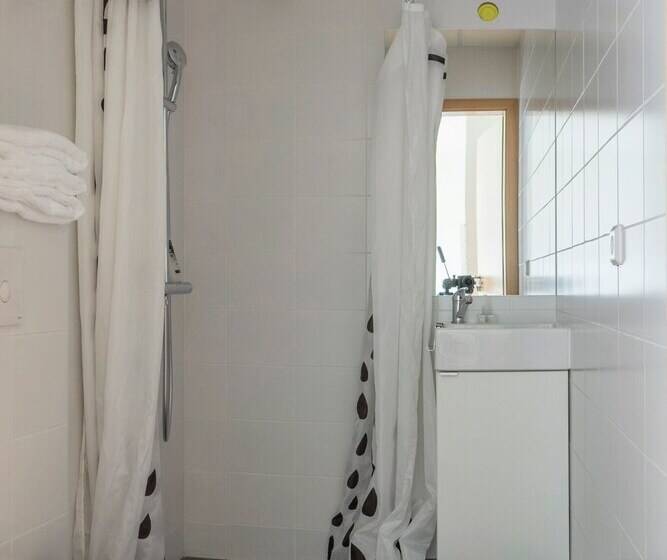 پانسیون Seydisfjördur Guesthouse