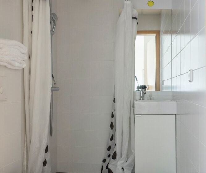 پانسیون Seydisfjördur Guesthouse