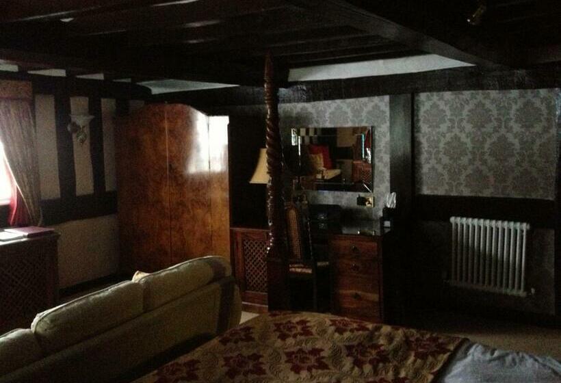 פנסיון The Old Hall Country House