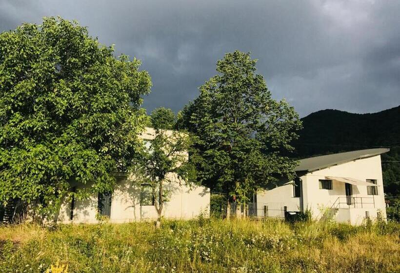 بنسيون Vila Blanca