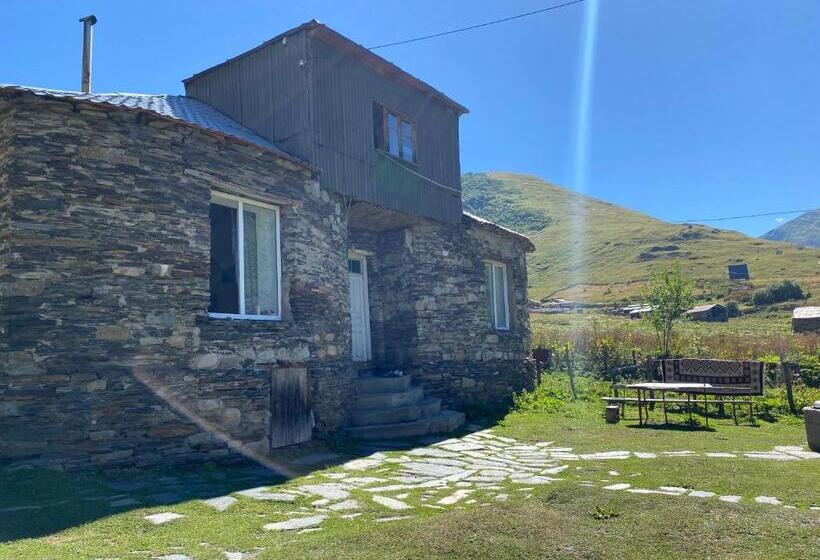 پانسیون Guesthouse Qaldea