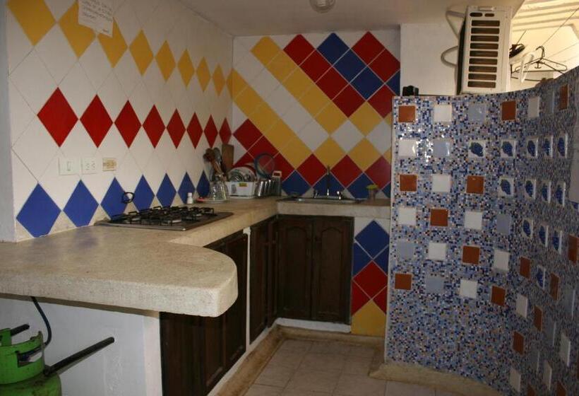 ペンション Vivienda Turística El Castillo