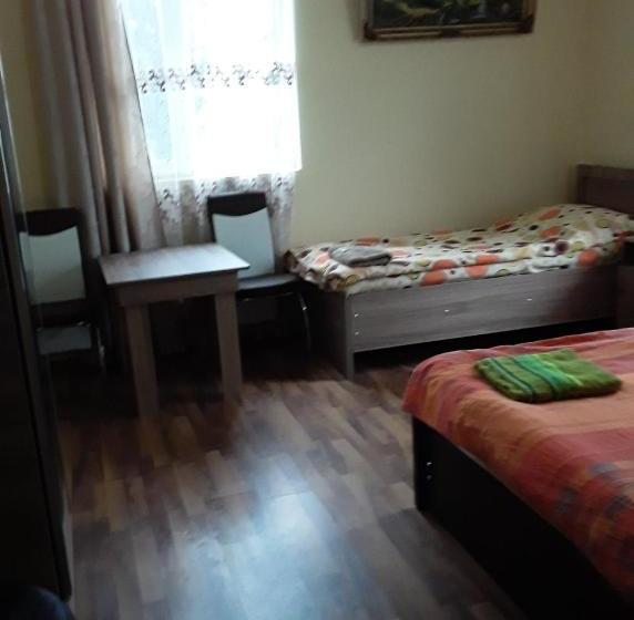 پانسیون Wooden Cottage