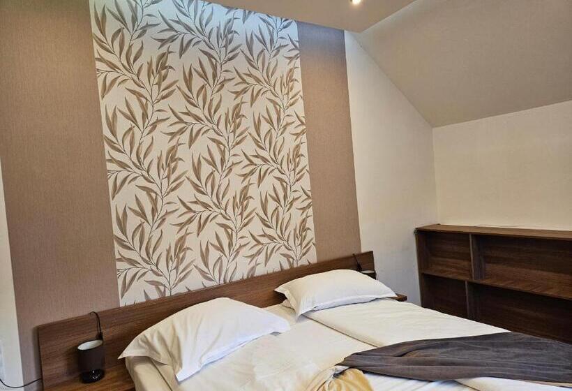 Pensiunea Michael's House