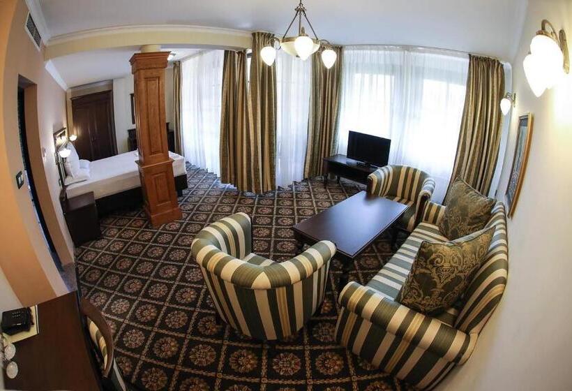 אתר נופש Park Hotel Izvorite