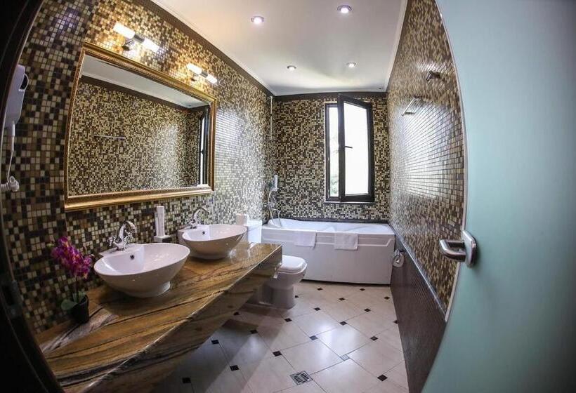 אתר נופש Park Hotel Izvorite