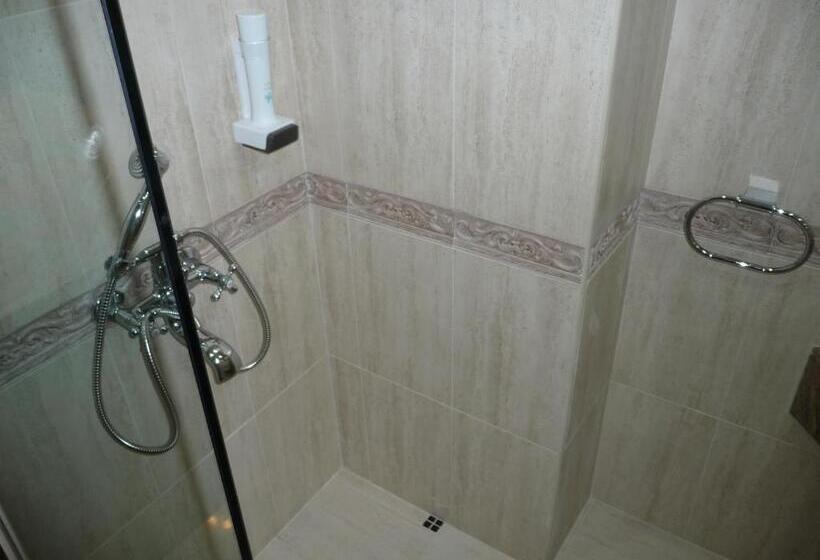 אתר נופש Park Hotel Izvorite