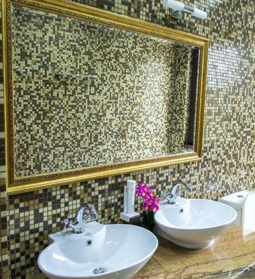 אתר נופש Park Hotel Izvorite