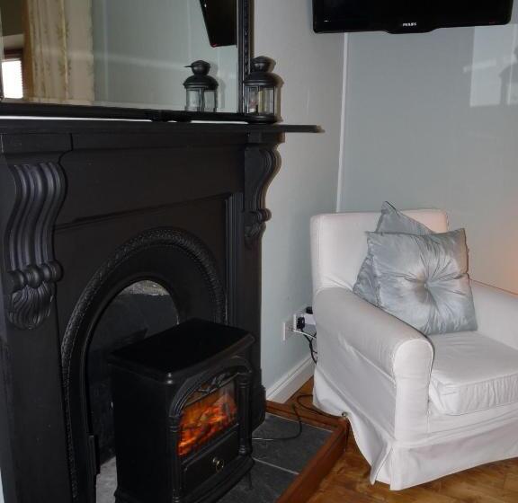 Stirabout Lane B&b