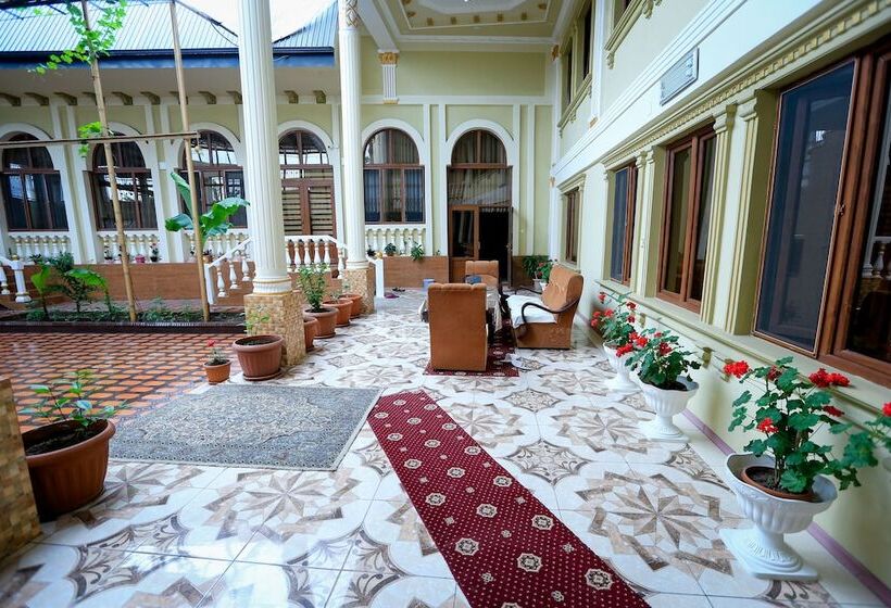 تختخواب و صبحانه Kurush