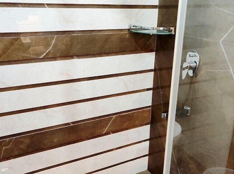 Hotel Neermala Residency