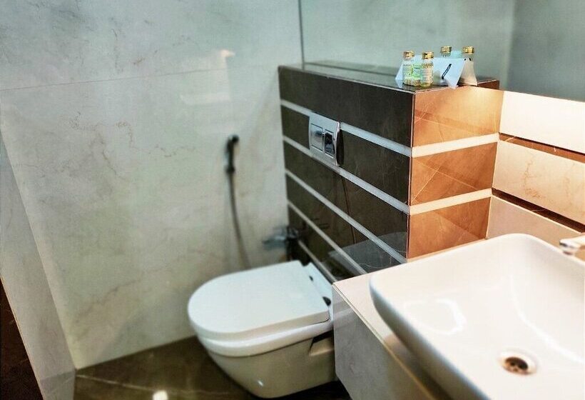 Hotel Neermala Residency