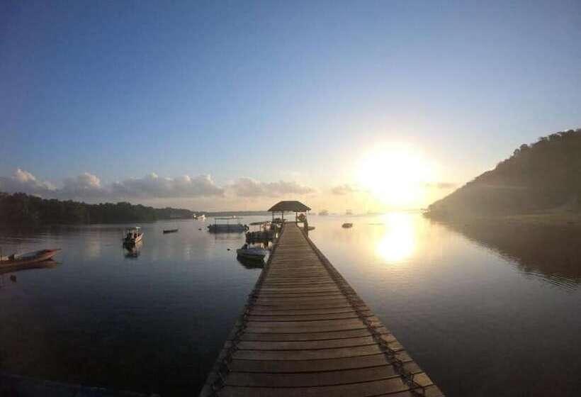 فندق Genta Villa Ceningan