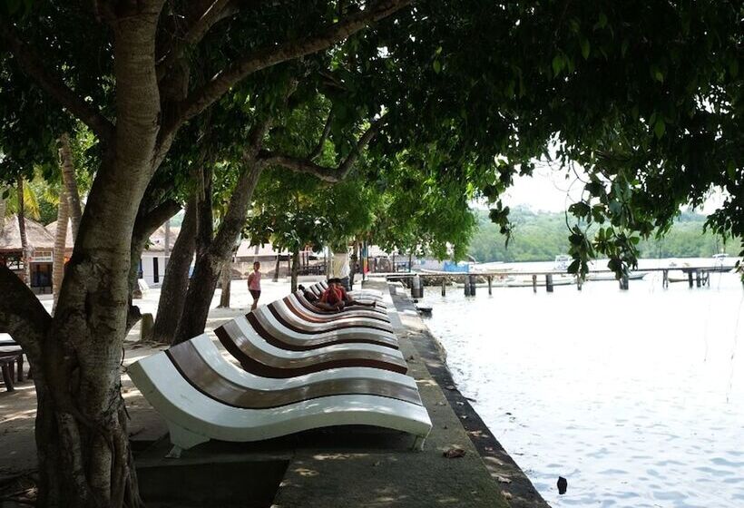 فندق Genta Villa Ceningan