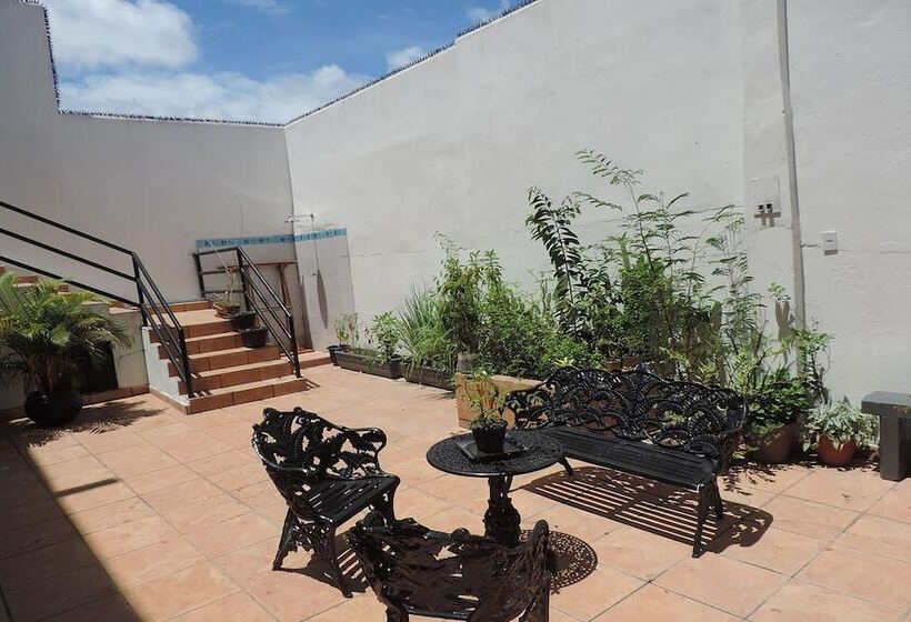 Hotel Hostel Casarão