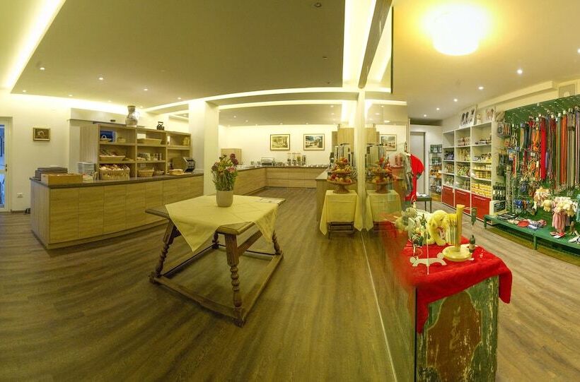 Отель Mair Am Ort