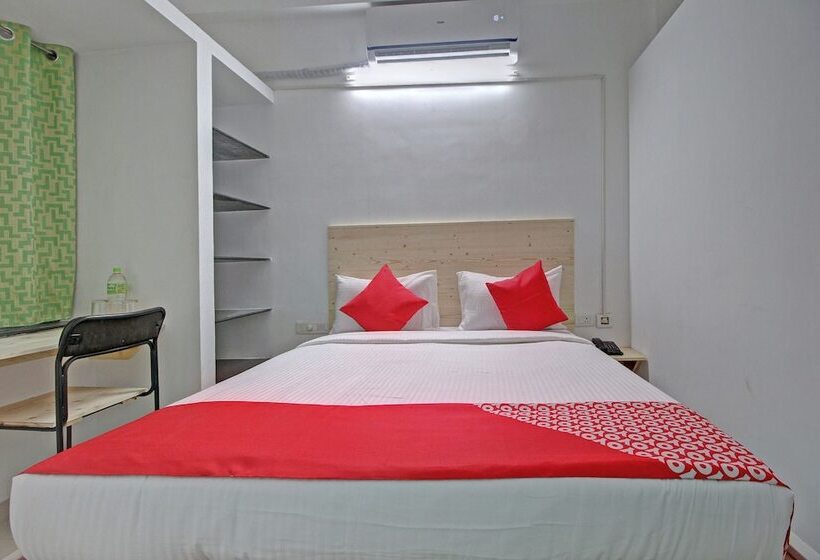 هتل Oyo 28223 Sri Sharu Enclave