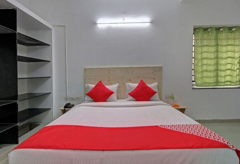 هتل Oyo 28223 Sri Sharu Enclave