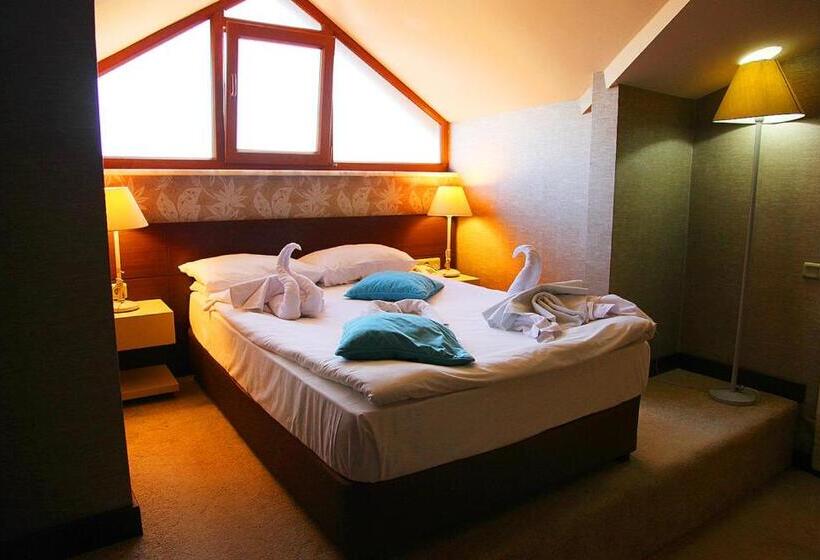 هتل Park Polonezkoy