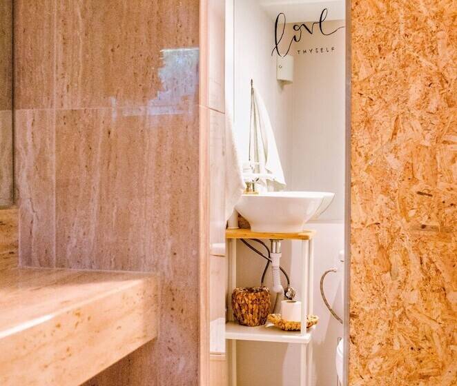 هتل Soul Lab Eco Yoga Retreat