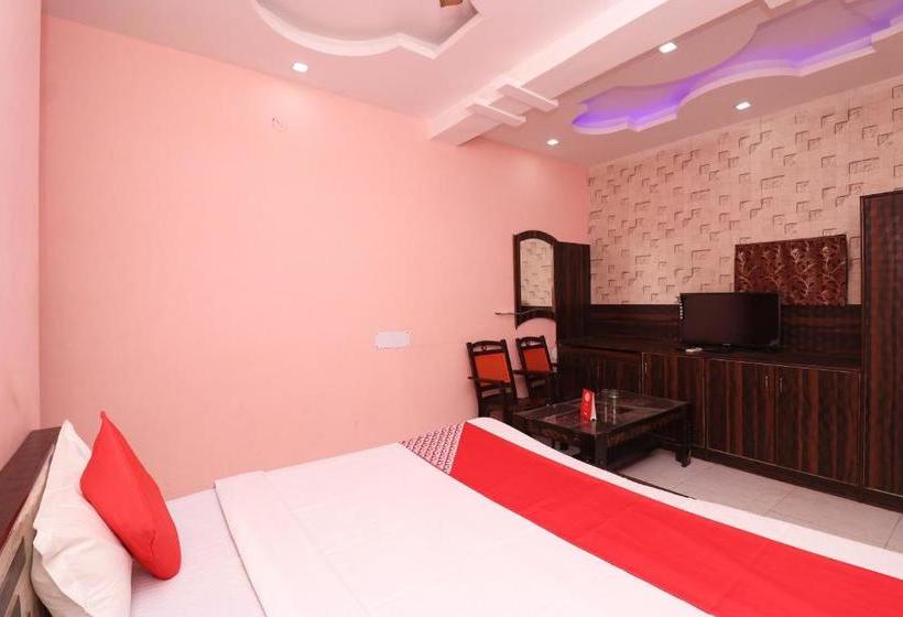 Oyo 27695 Hotel Relation