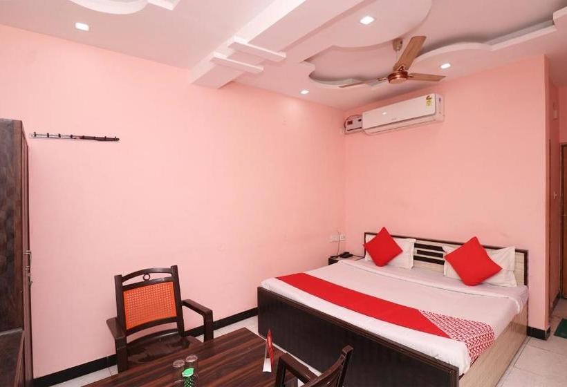 Oyo 27695 Hotel Relation