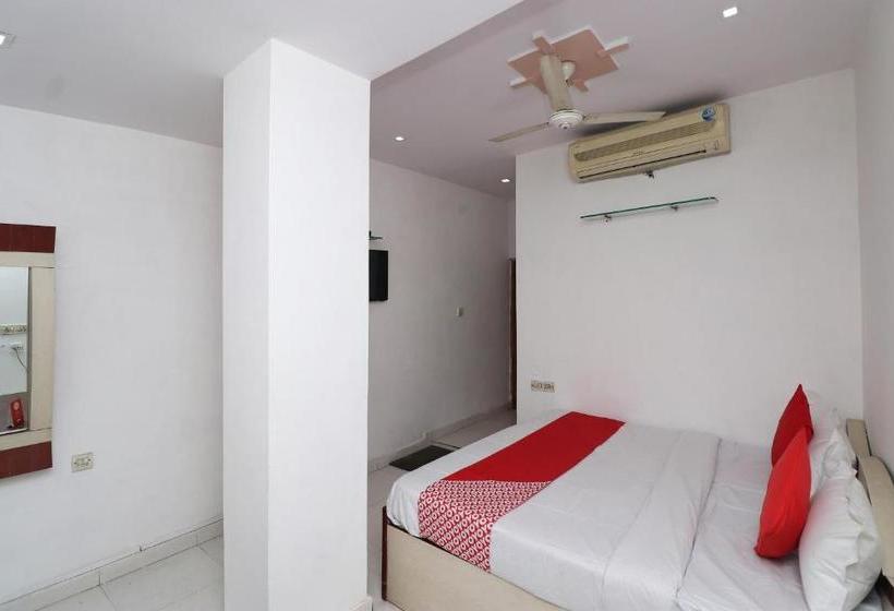 Oyo 27695 Hotel Relation