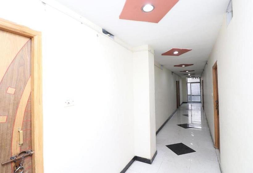 Oyo 27695 Hotel Relation