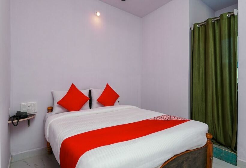 Oyo 27936 Hotel Welcome Tirupati