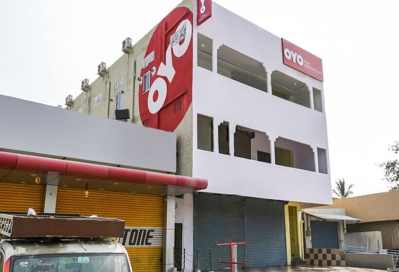 Oyo 27936 Hotel Welcome Tirupati