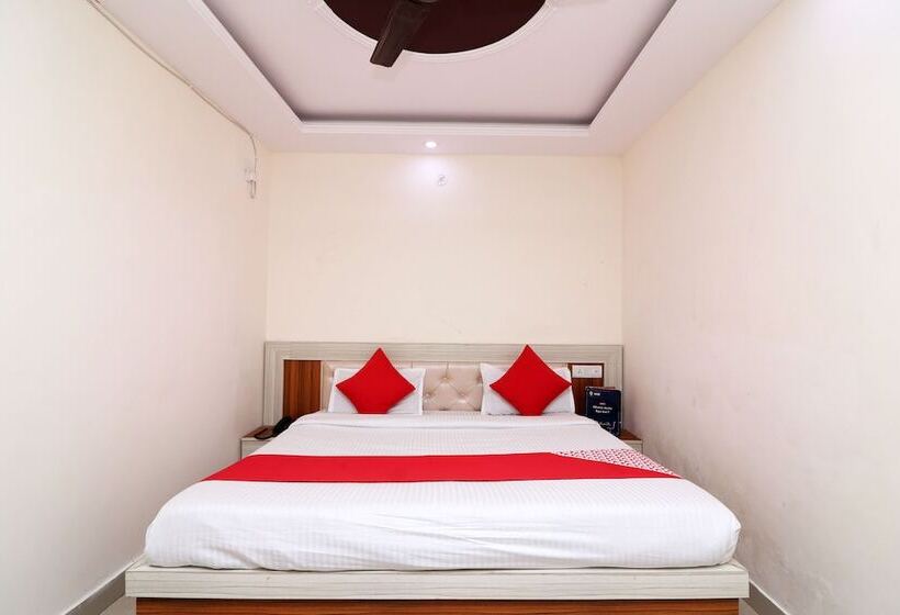 Oyo 28331 Hotel Keshava Unit Of Ghaziabad Inn
