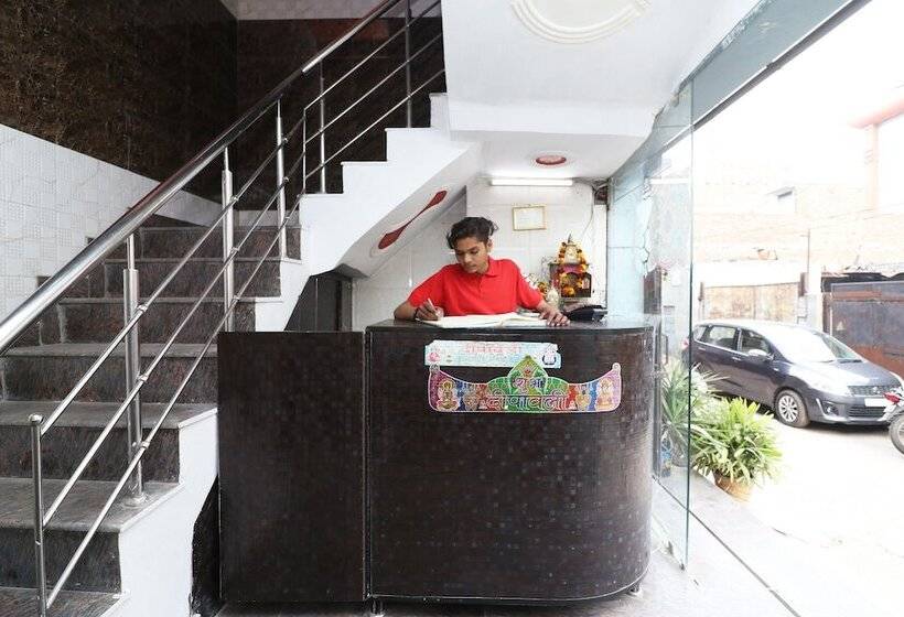 Oyo 28331 Hotel Keshava Unit Of Ghaziabad Inn
