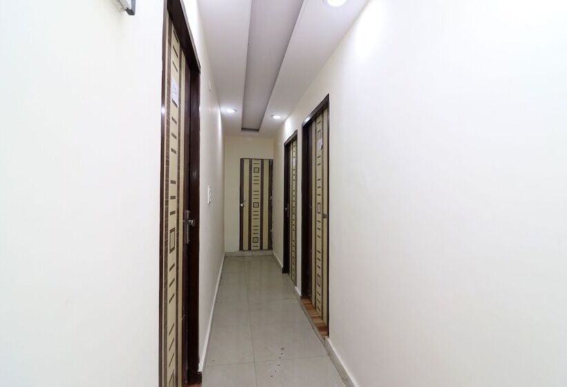 Oyo 28331 Hotel Keshava Unit Of Ghaziabad Inn