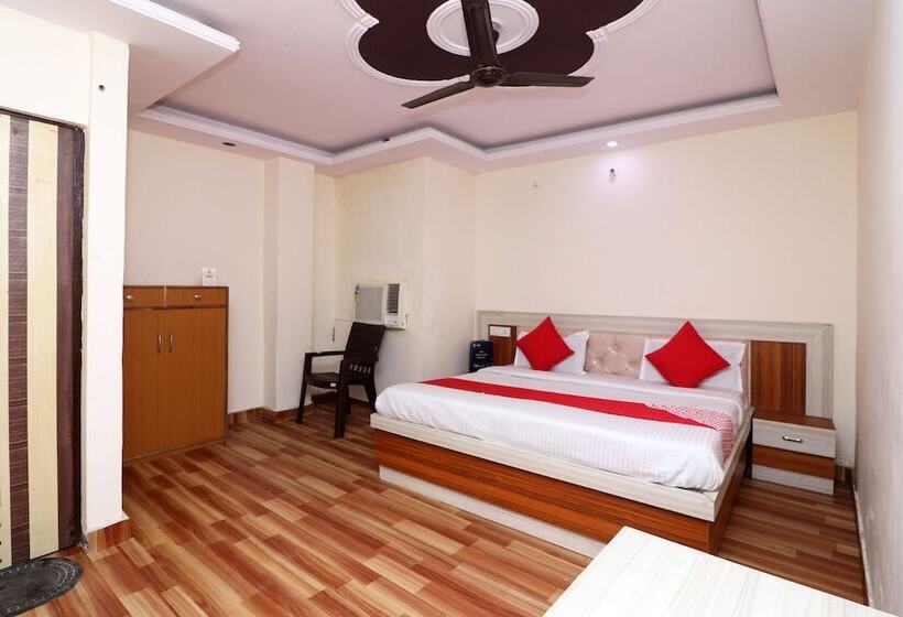 Oyo 28331 Hotel Keshava Unit Of Ghaziabad Inn