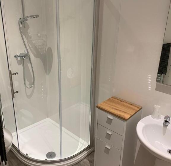 پانسیون Ardvaich House