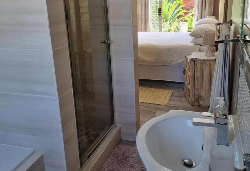 بنسيون Northern Vine Guesthouse B&b Self Catering