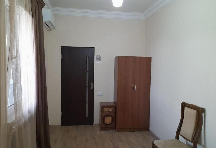 بنسيون Yeganyans Guest House And Wine Yard