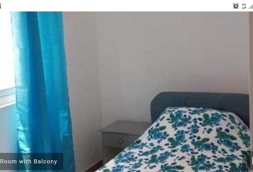 تختخواب و صبحانه Chez William