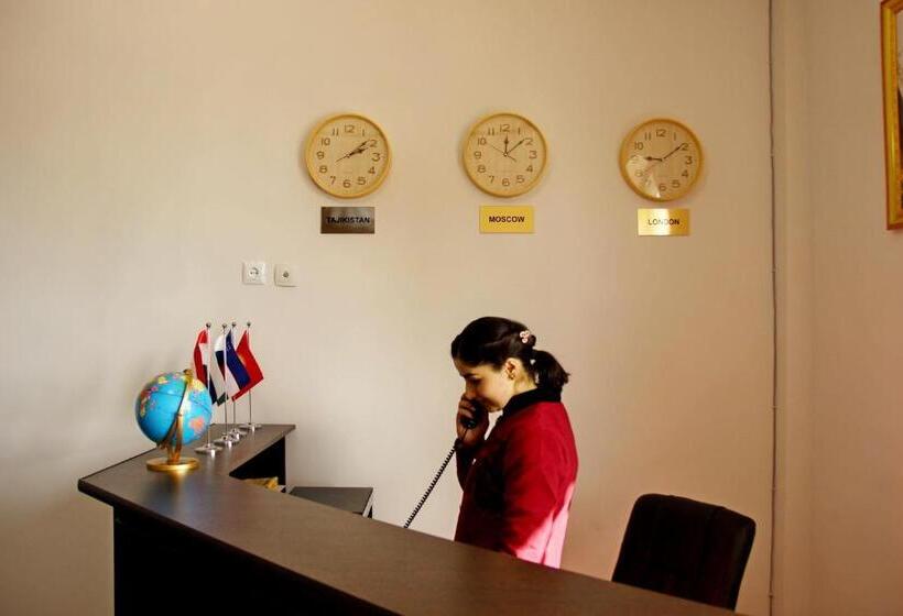 تختخواب و صبحانه Zarafshon In Dushanbe